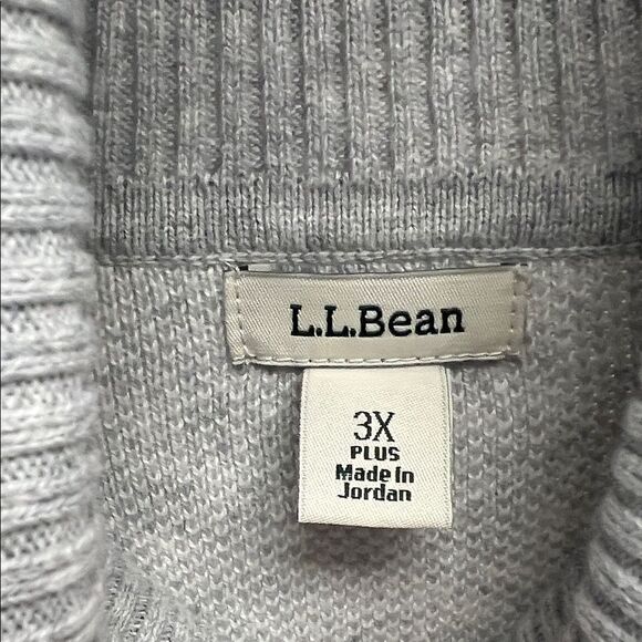 L.L. Bean Gray Checkered Turtleneck Sweater - Picture 2 of 4